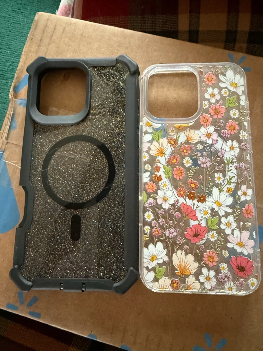 MagSafe-Compatible Protective Phone Case — Various options - Picture 3 of 4